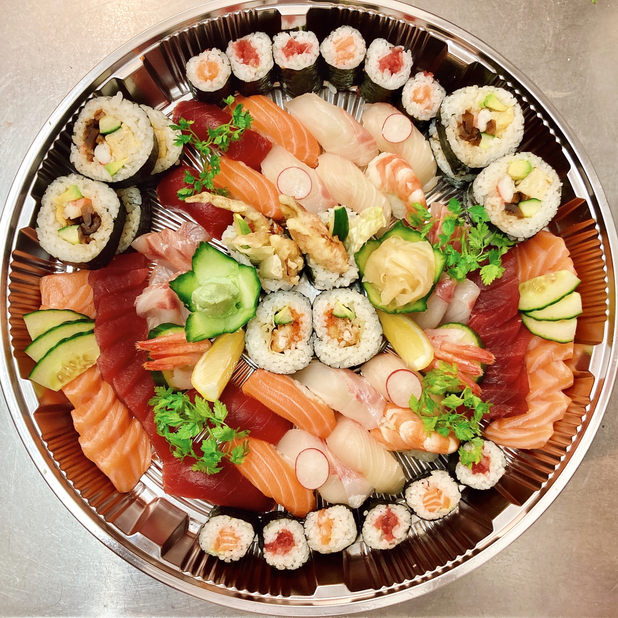 plateau_sushi